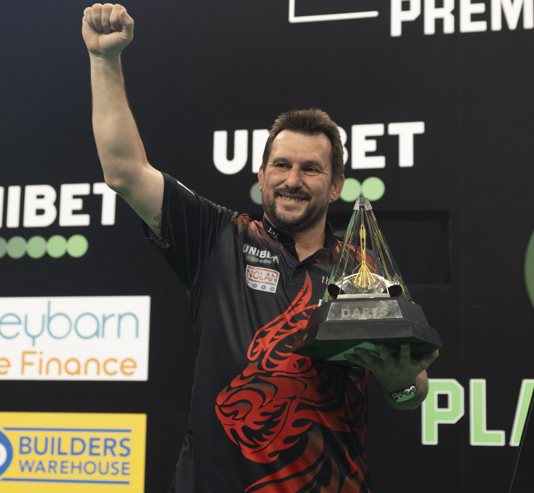 Jonny Clayton profilképe